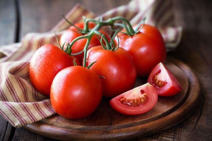 Những lý do mà bạn nên ăn cà chua hằng ngày